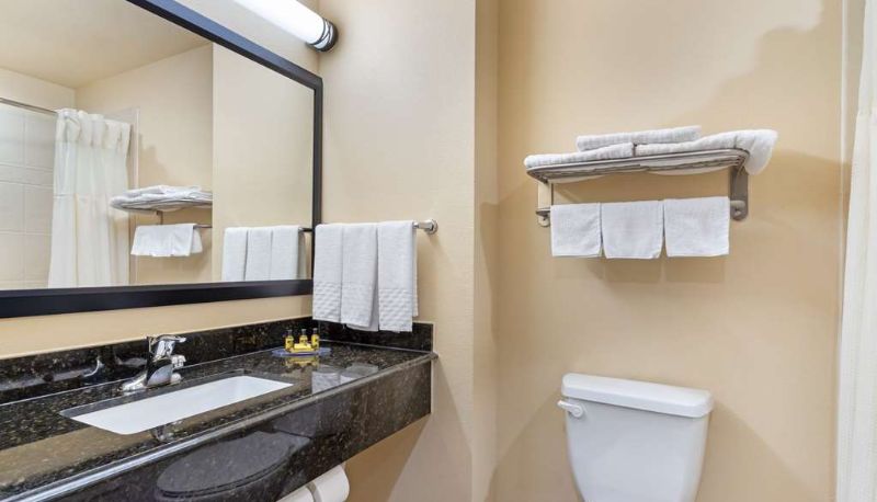 Suite - Best Western Plus Goliad Inn & Suites