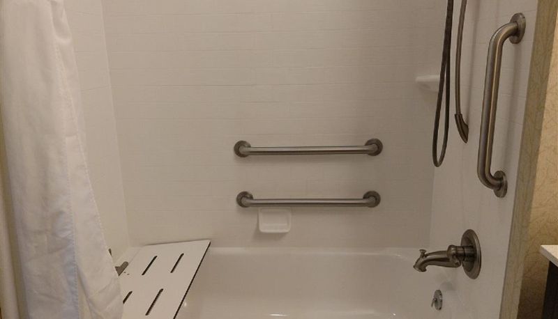 Zimmer - Best Western Plus Dayton Hotel & Suites