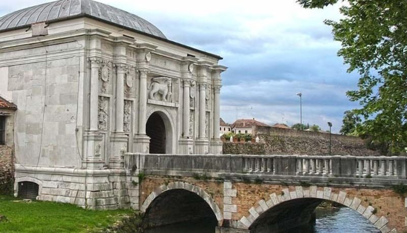 Info - Hotel Il Focolare