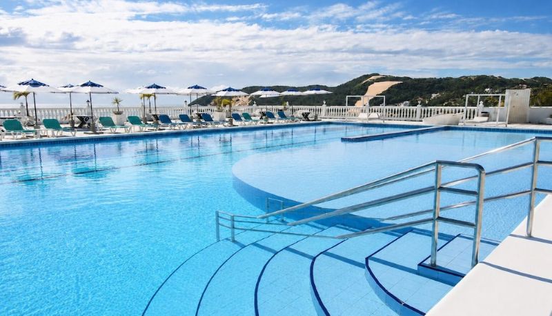 Piscina - SERHS Beach Hotel