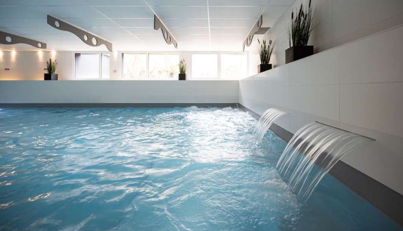 Pool - KYRIAD PRESTIGE SAINT MALO