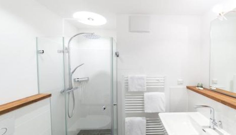 Banyo - Hotel Engel - Lindauer Bier und Weinstube Lindauer Bier & Weinstube