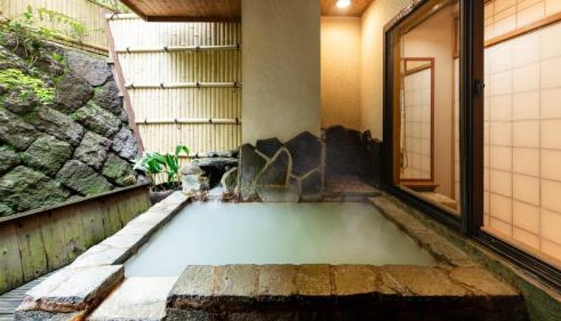 Info - Unzen Iwaki Ryokan