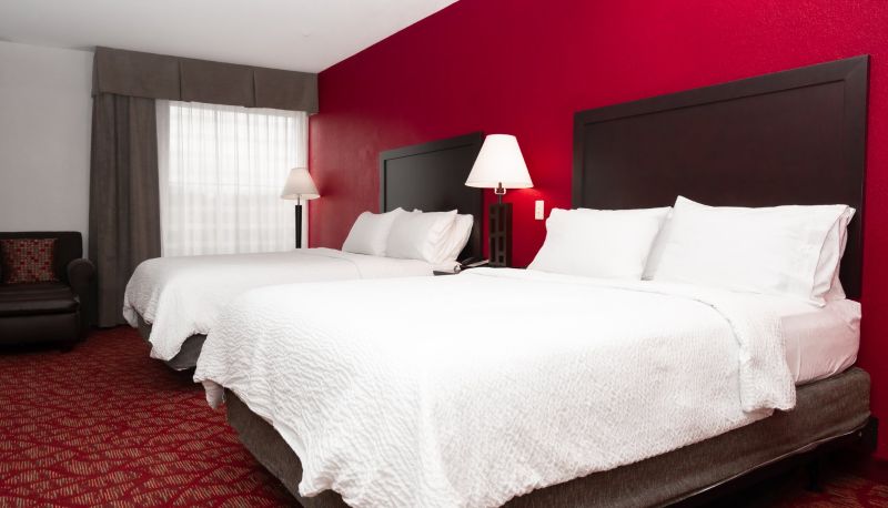 Camera - Holiday Inn GUIN by IHG