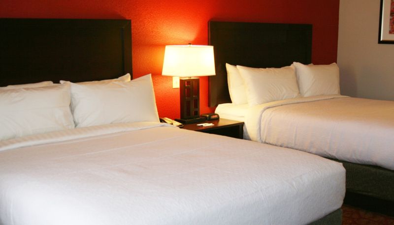 Camera - Holiday Inn GUIN by IHG
