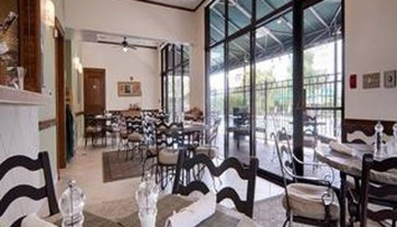 Restaurant - Bay Hill Club