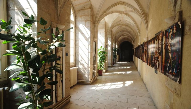 Información - Hotellerie Saint Yves
