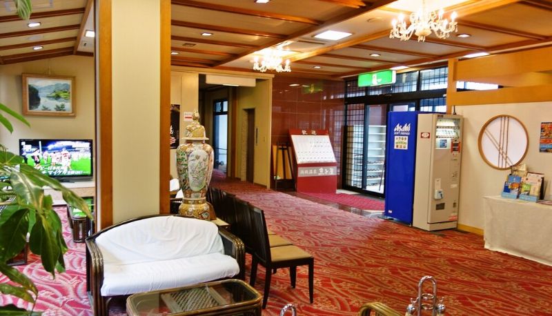 Lobby - Hamasaka Onsen Totoya