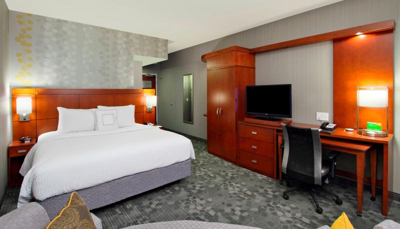 Zimmer - Courtyard by Marriott Victoria
