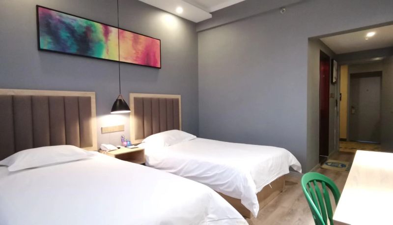 Zimmer - Huayue Fashion Hotel