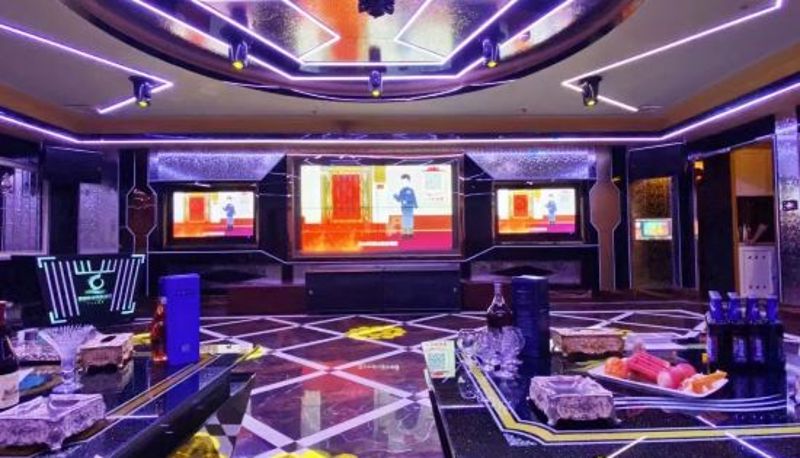 Vista interna - Dragon City International Hotel