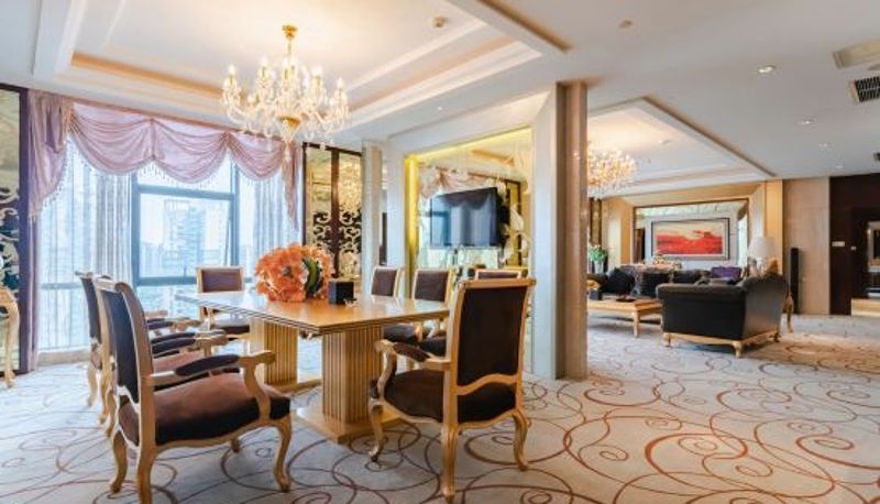 Vista interna - Ziang Golden City International Hotel
