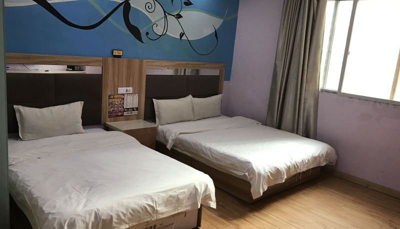 Widok na zewnątrz - Yijia Hotel