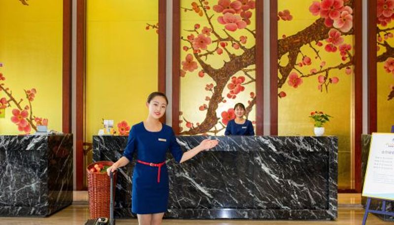 Innenbreich - North Railway Station) Merlinhod Hotel (Yuncheng Airport