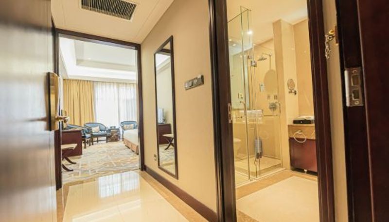 Camera - Ze Lin Hillview Hotel