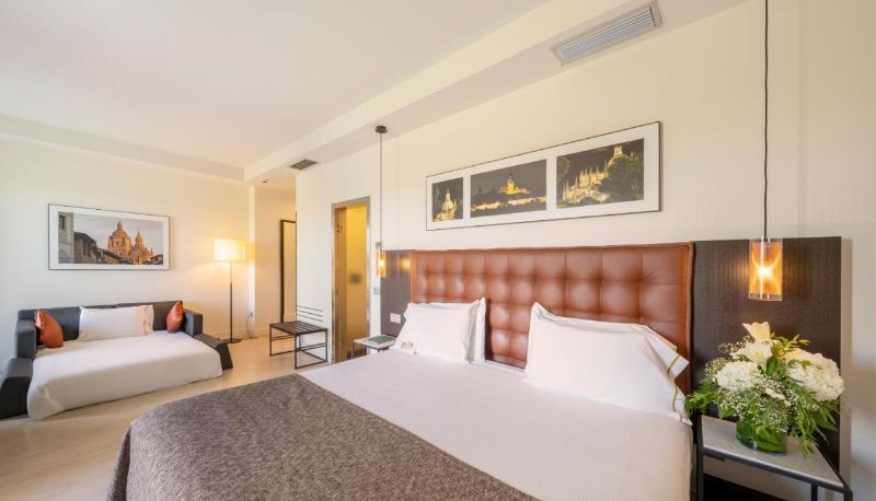 Info - AUREA CONVENTO CAPUCHINOS BY EUROSTARS HOTEL COMPANY by Eurostars Hotel Company