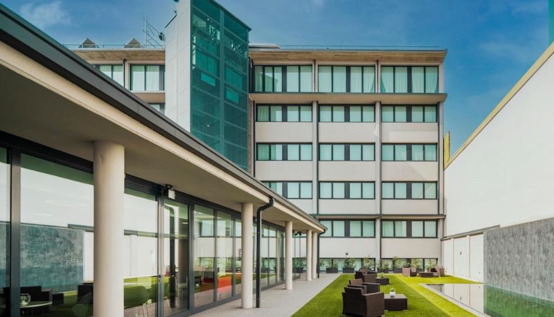 Info - Spark by Hilton Milan Linate Airport