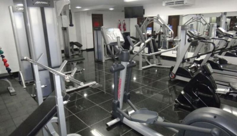 Palestra - Metropolitan Hotel