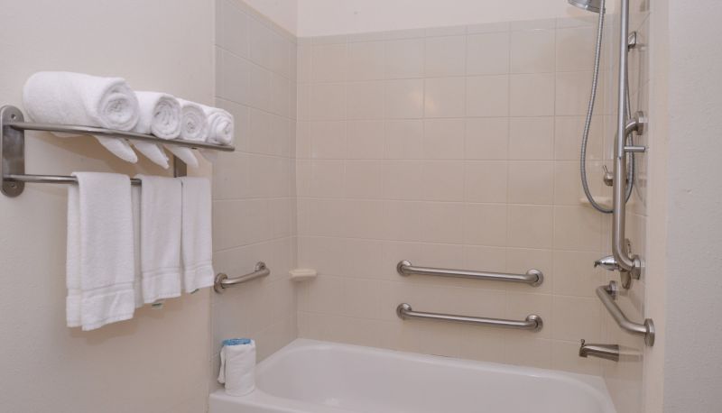 Zimmer - Holiday Inn Express & Suites WASHINGTON - MEADOW LANDS by IHG