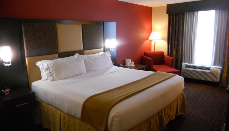 Zimmer - Holiday Inn Express & Suites GREENSBURG by IHG
