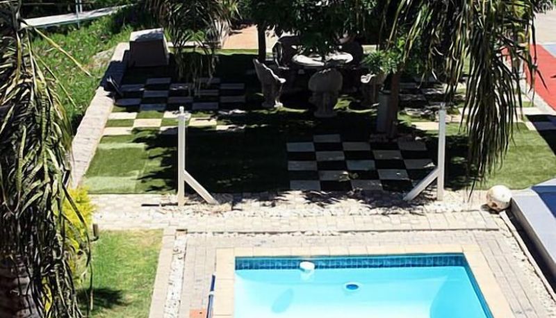 Piscina - Belurana Collection River Manor