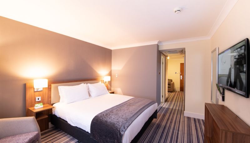 Camera - JCT.32 by IHG Holiday Inn CARDIFF - NORTH M4