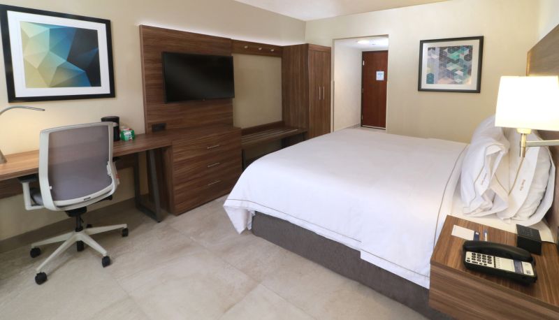 Habitación - Holiday Inn Express GUADALAJARA AEROPUERTO by IHG