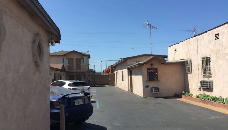 Info - La Bonita Inn Motel