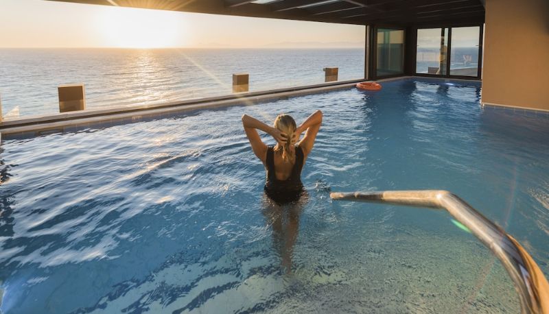 Piscina - Bellevue On The Beach Suites