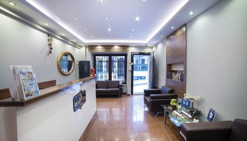Reception - Zendy Suite Hotel