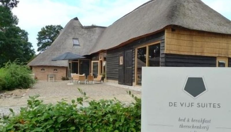 Info - De Vijf Suites