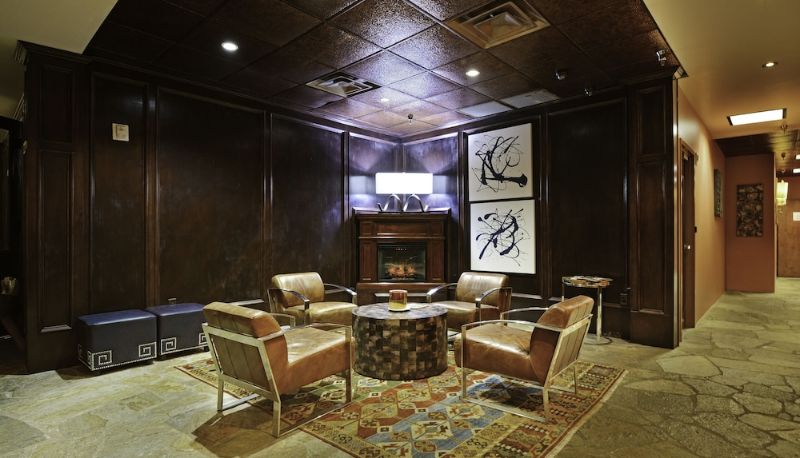 Lobby - The Remington Suite Hotel and Spa