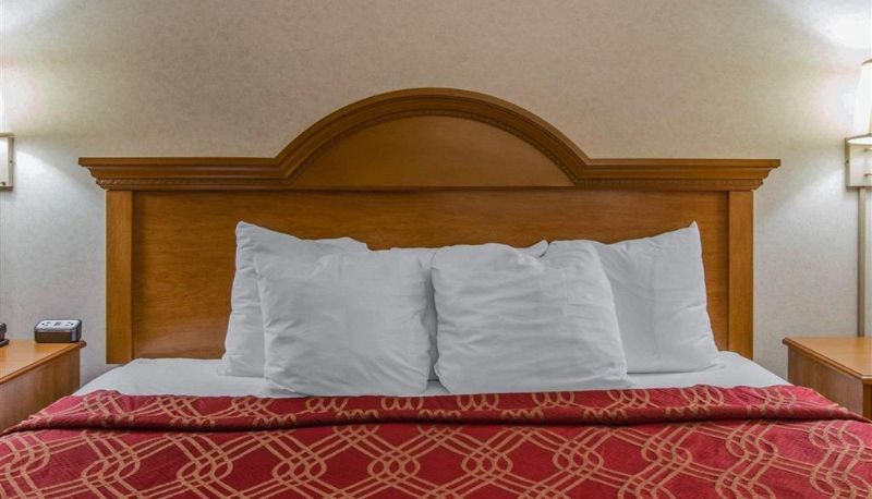 Room - Econo Lodge Villa Rica