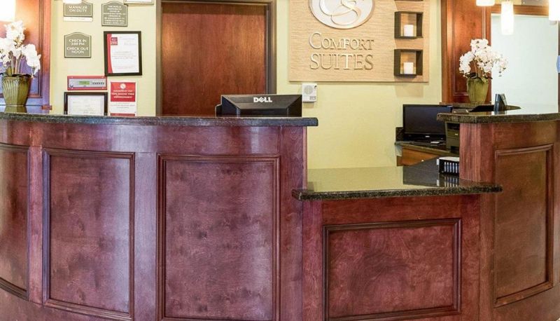 Hal - Comfort Suites Harvey - New Orleans West