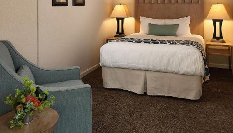 Kamer - Cambria Landing Inn and Suites