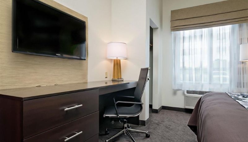 Camera - Sleep Inn & Suites Fort Scott