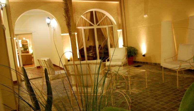 Info - Delvino Boutique Hotel