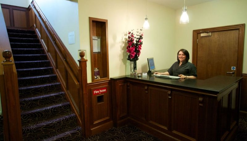 Recepción - Albert Hotel