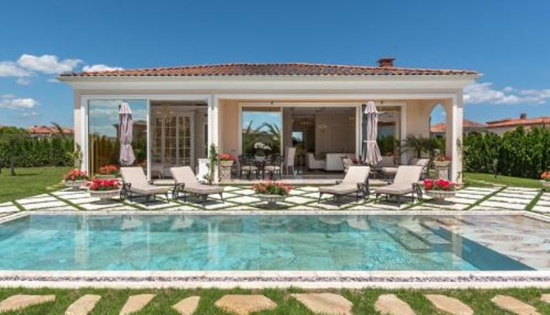 Informacje - Eden Park Luxury Villas
