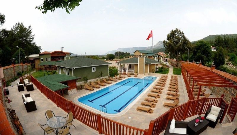 Piscina - Padok Premium Hotel and Stables