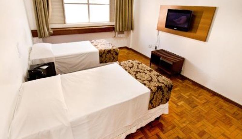 Información - Turrance White Hotel