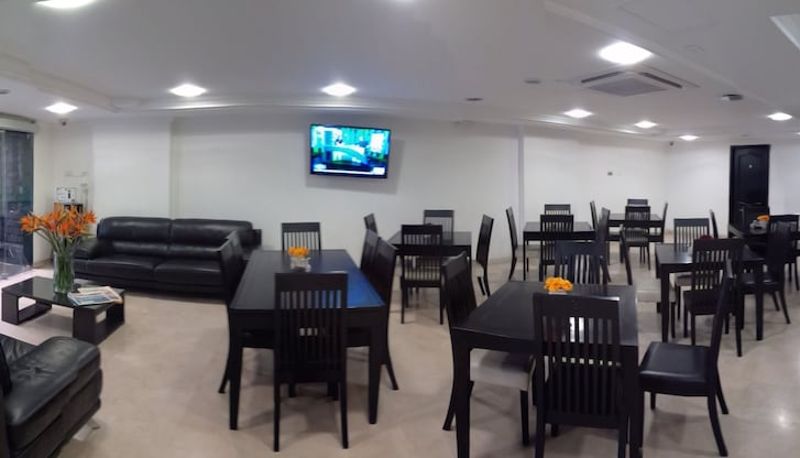 Restaurant - Hotel Calasanz Real