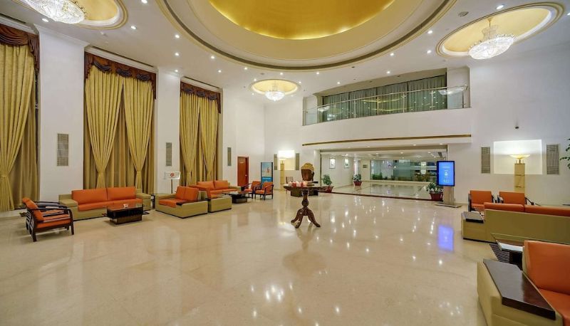 Rezeption - Royal Sarovar Portico Siliguri