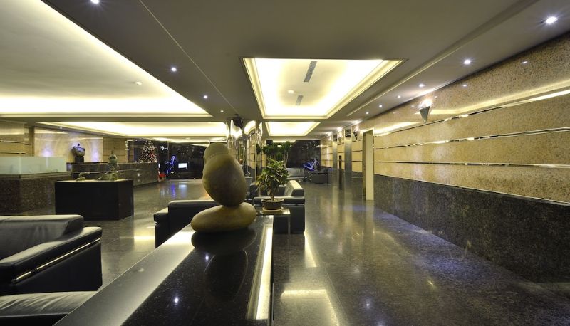 Lobby - King's Paradise Hotel