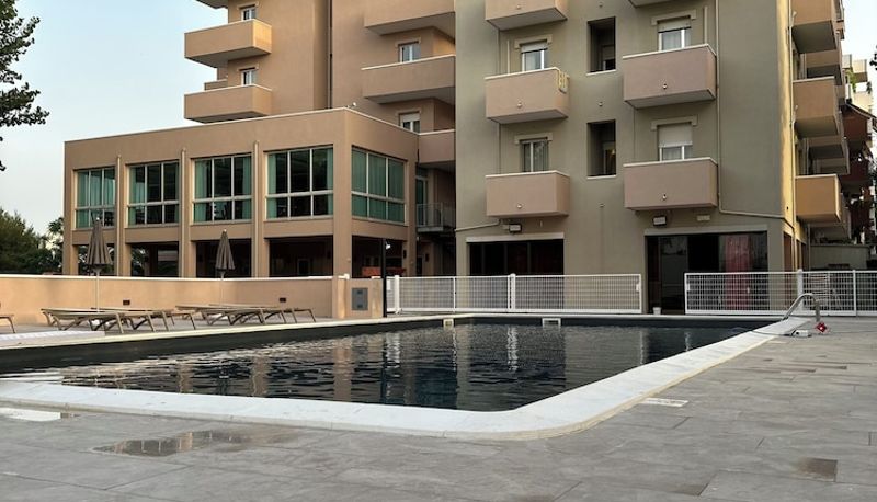 Pool - Hotel St. Gregory Park