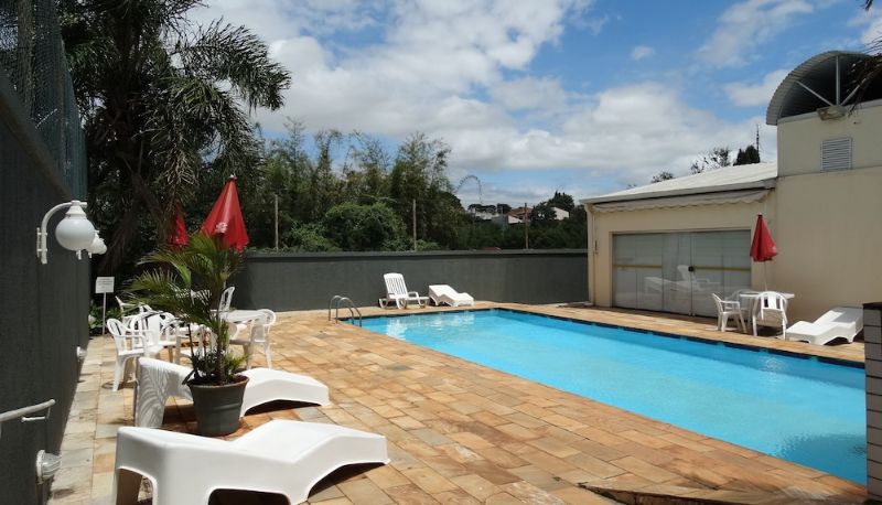 Piscina - Villa Verde Apart Hotel