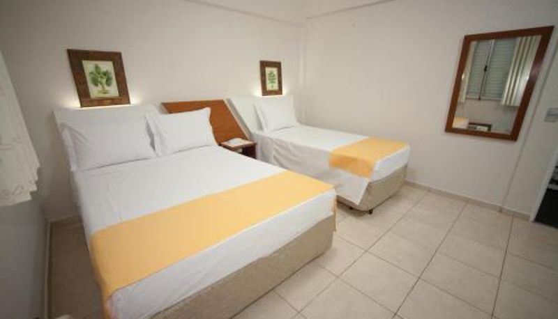 Zimmer - Láparos Hotel