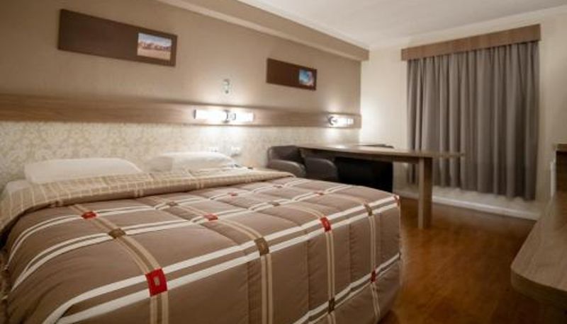 Zimmer - Hotel 10 Ponta Grossa
