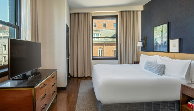 Zimmer - The Press Hotel Autograph Collection