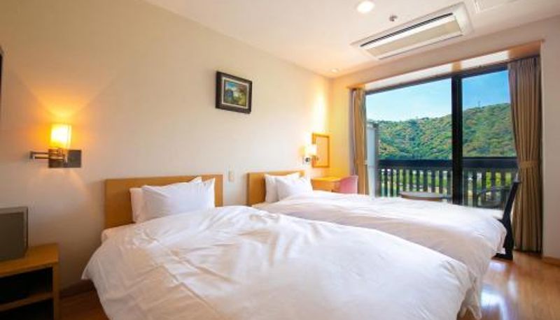 Info - Iwakuni Kokusai Kanko Hotel